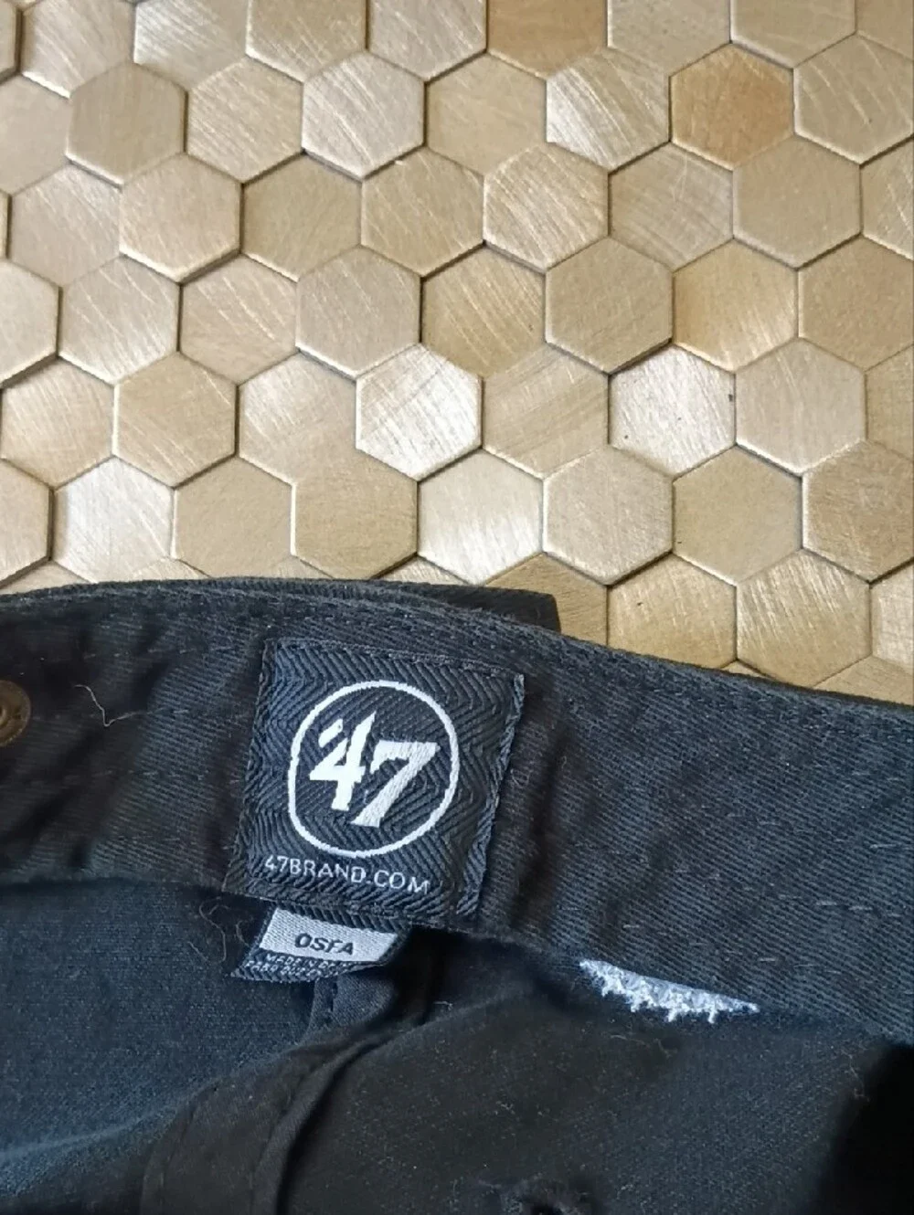47 Black 'i am unwell' Embroidered Dad Hat